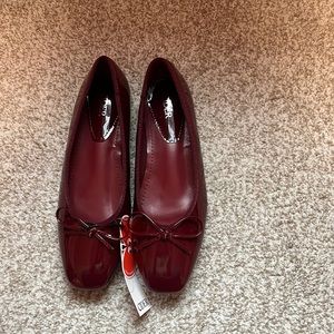 Cider cranberry ballet flats.